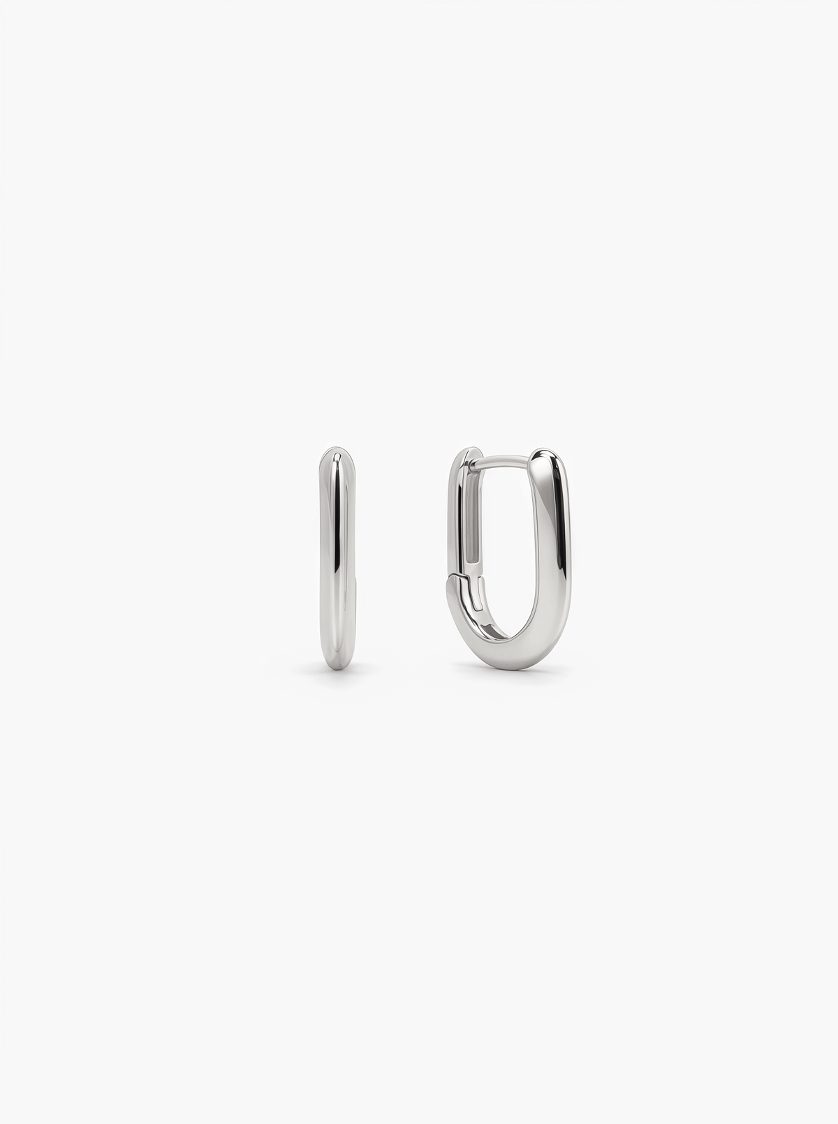 SQUARE MEDIUM HUGGIE HOOPS