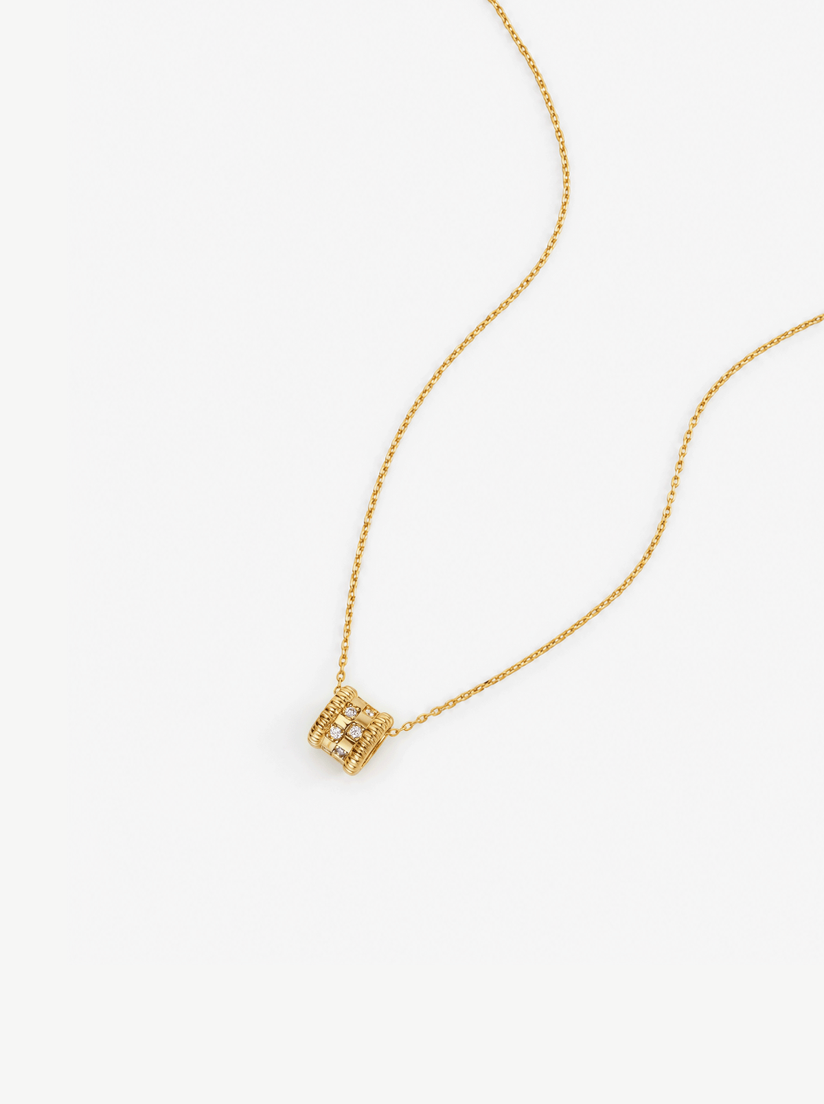 LUMINOUS STACKS DIAMOND BARREL NECKLACE