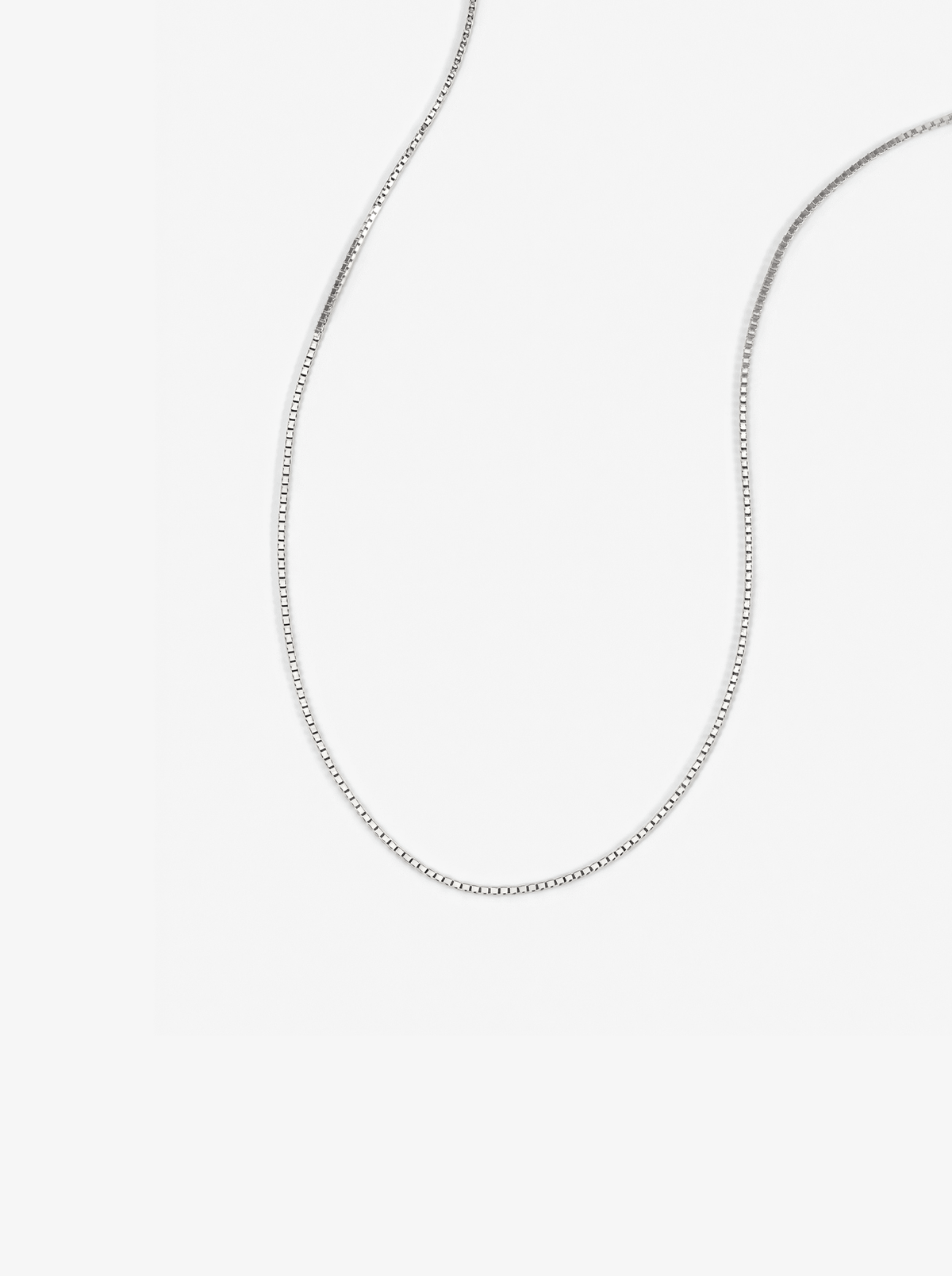 FINE BOX CHAIN NECKLACE