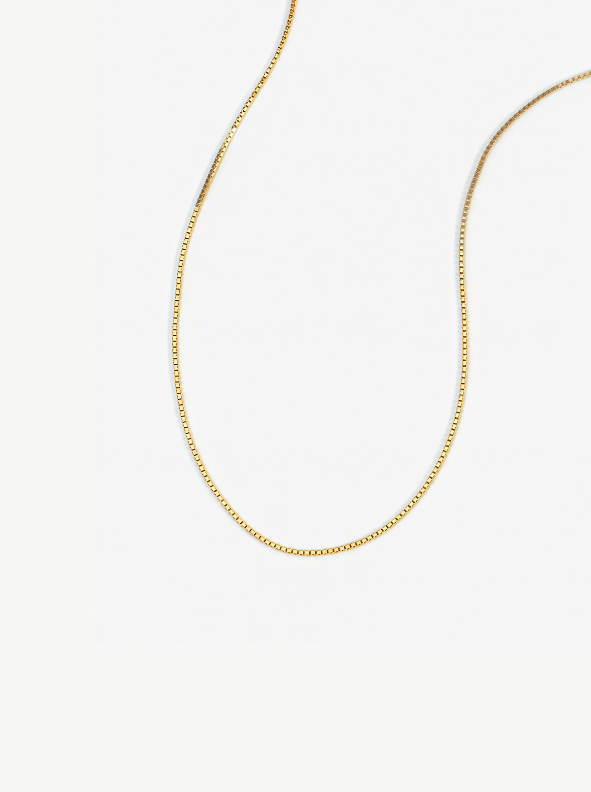 FINE BOX CHAIN NECKLACE