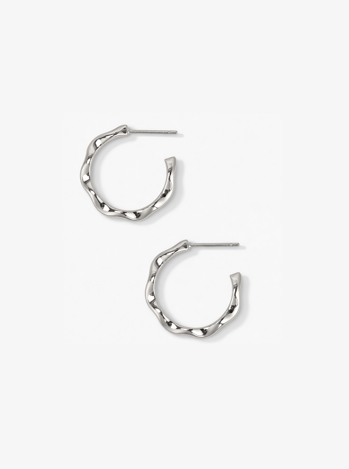 TIDE  RIPPLE HOOP EARRINGS