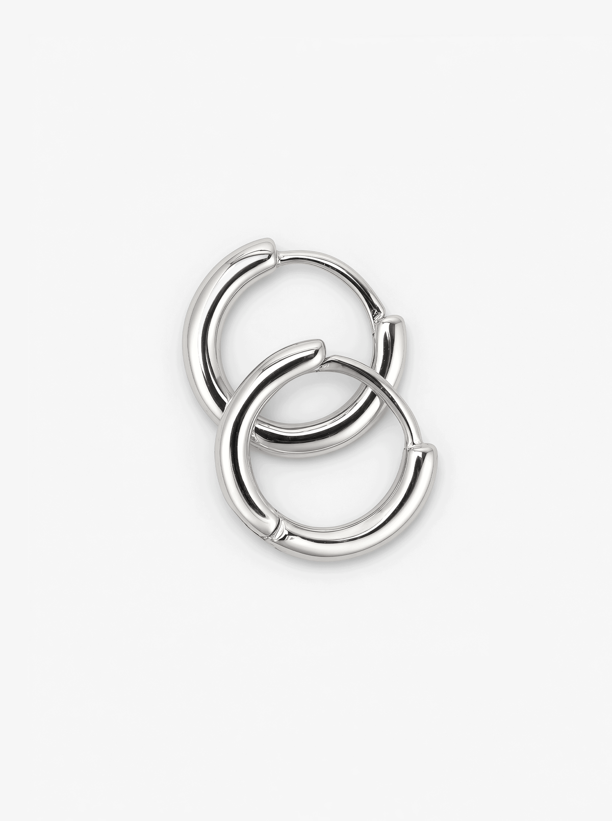 TUBE MEDIUM HUGGIE HOOPS