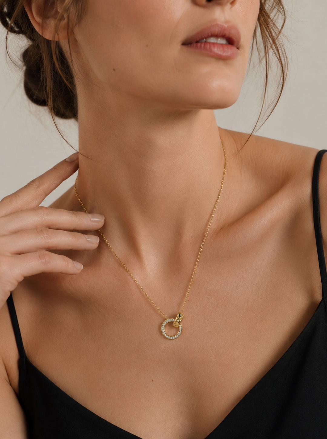 ASTRAL LINK DIAMOND NECKLACE