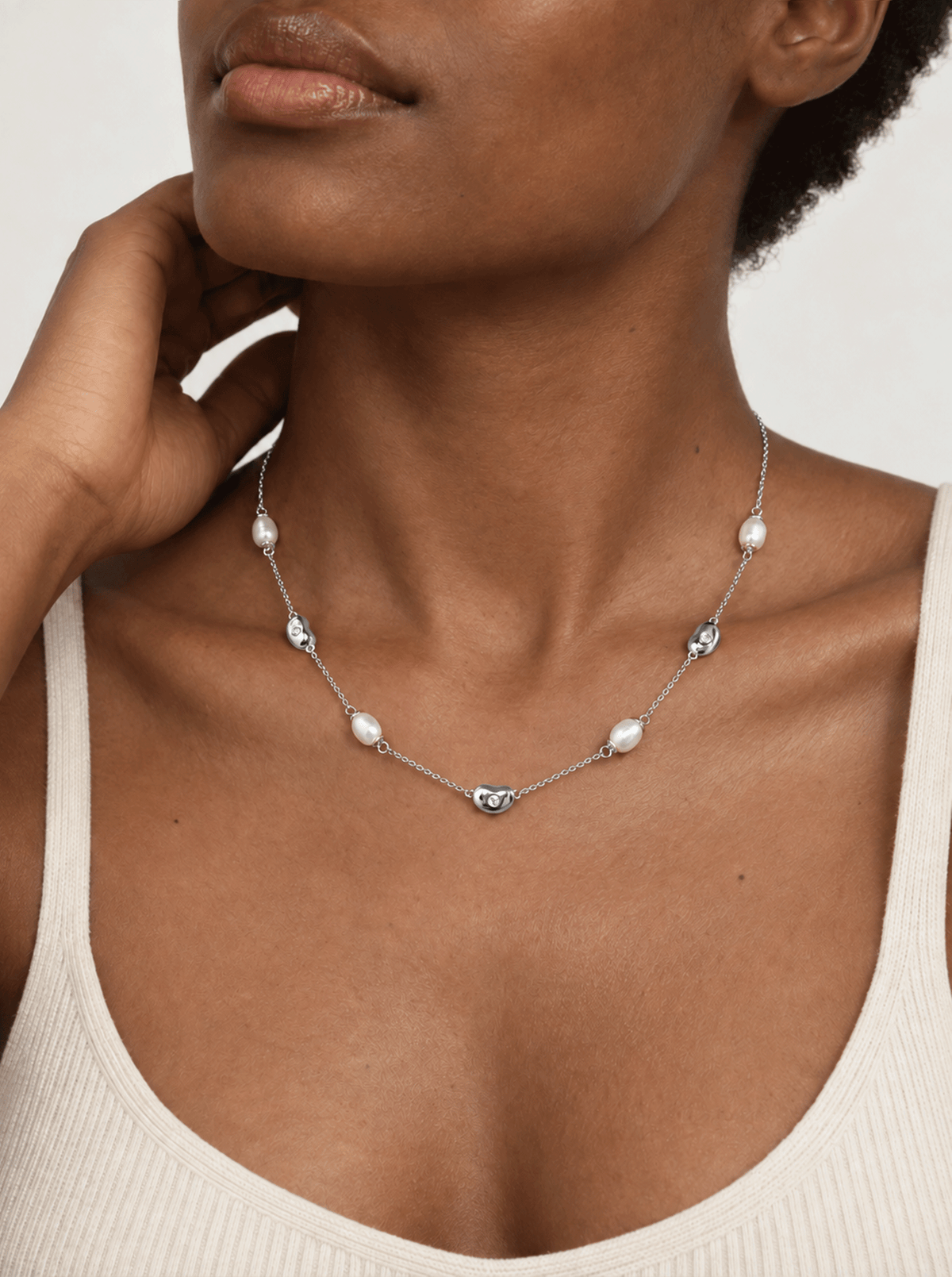 LUCKY SEED PEARL & DIAMOND STATION NECKLACE
